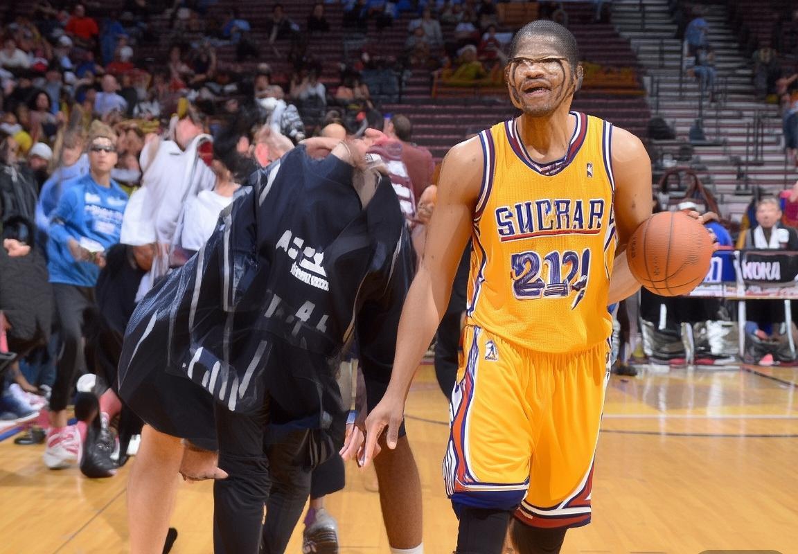 勒布朗欧文联手制胜，骑士主场大胜国王(图3)